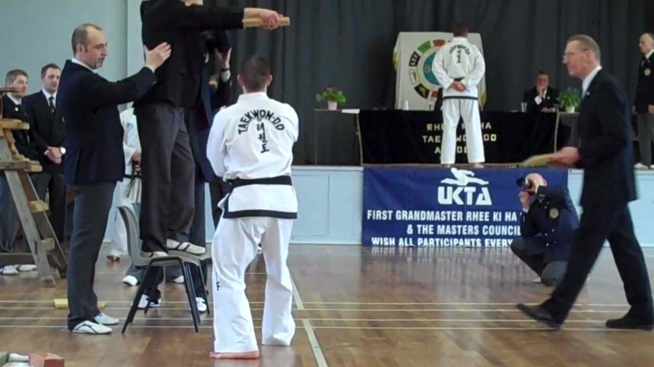 UKTA BB Seminar & Grading 6th March -  3rd Dan Grading - Power Test