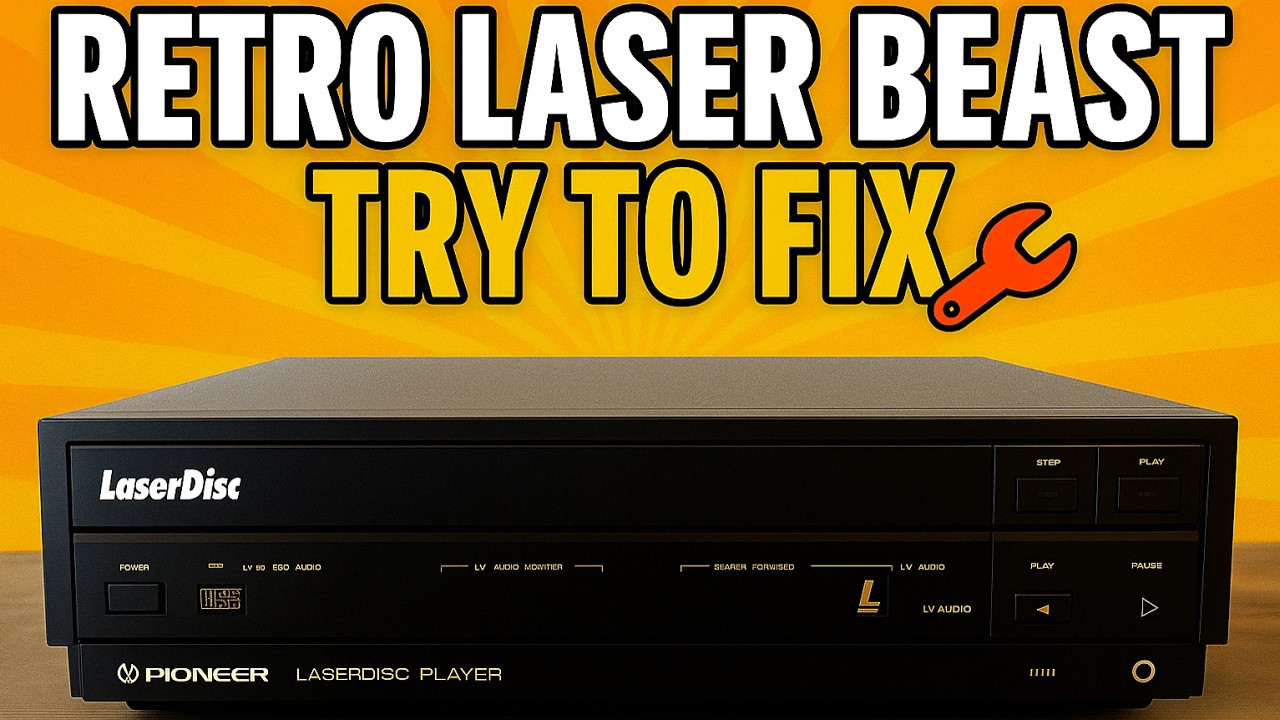У этого сломанного проигрывателя LaserDisc огромная проблема.