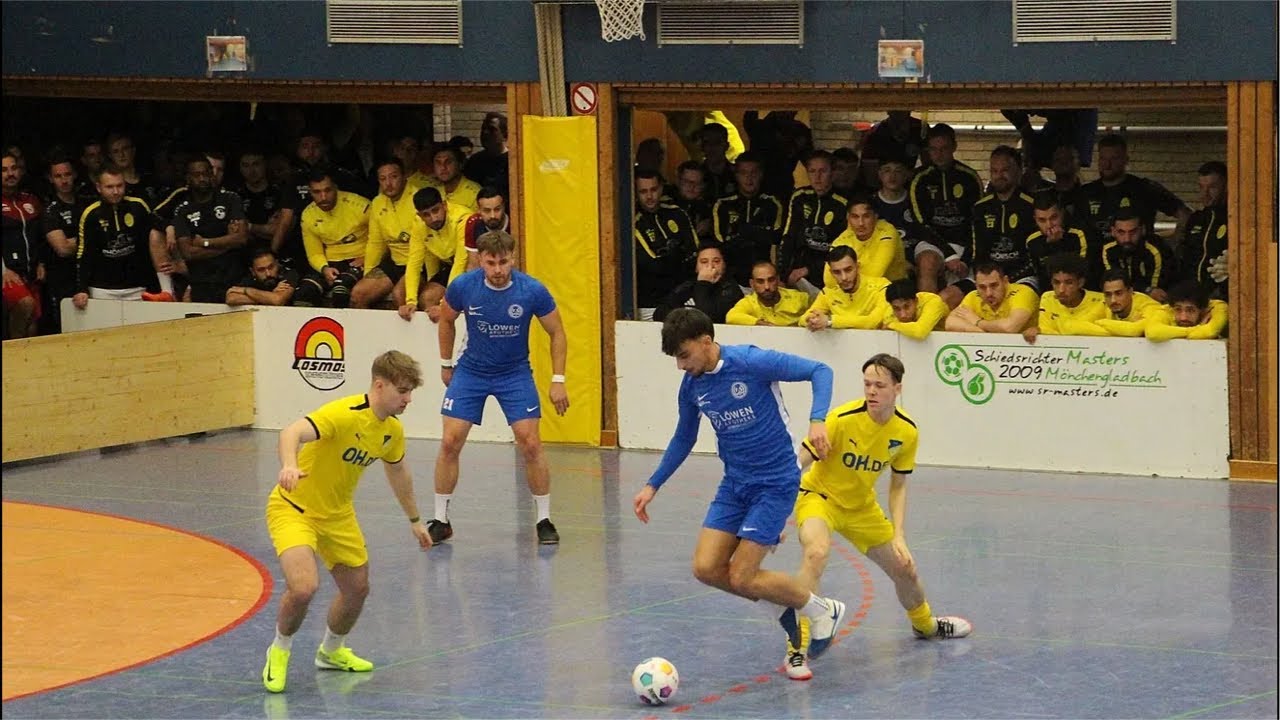 Hallenstadtmeisterschaft M&ouml;nchengladbach live: Gruppe 2 (22.12.2025)