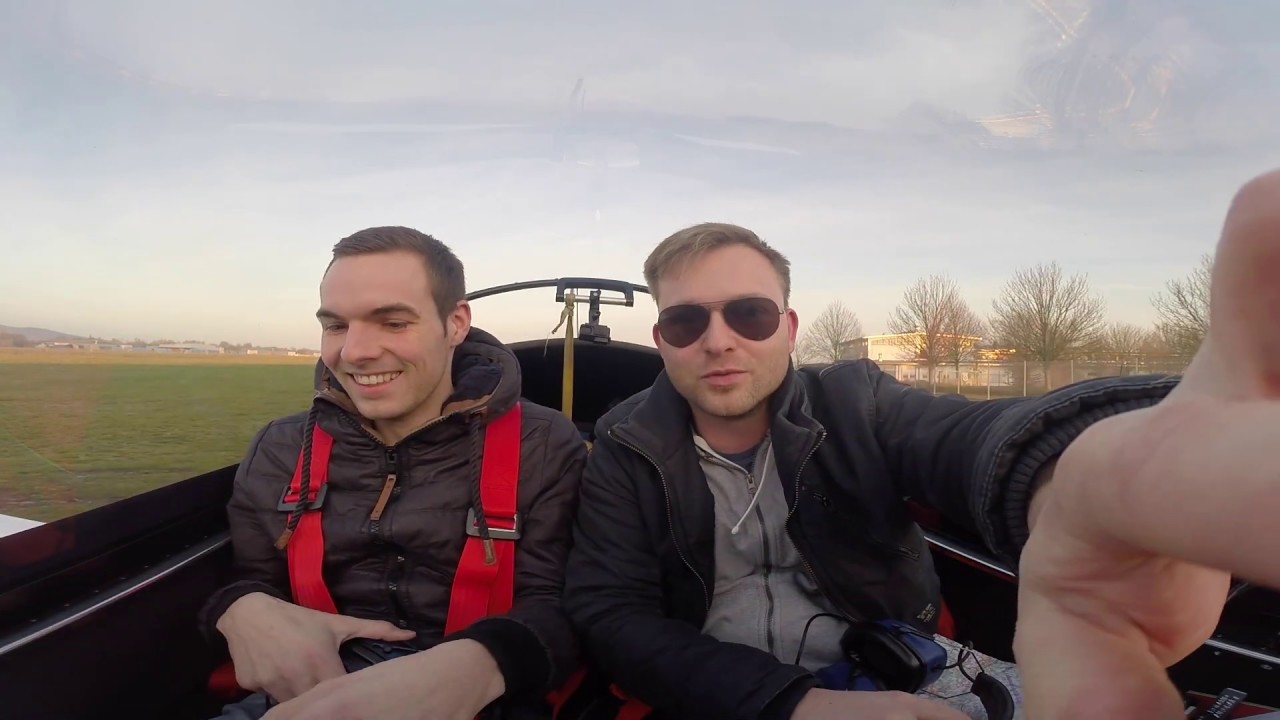 Airwork mit der Roland Z602 in Mendig EDRE