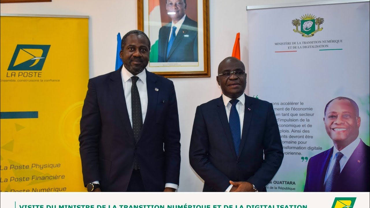 Visite du Ministre de Tutelle à La Poste de Côte d'Ivoire