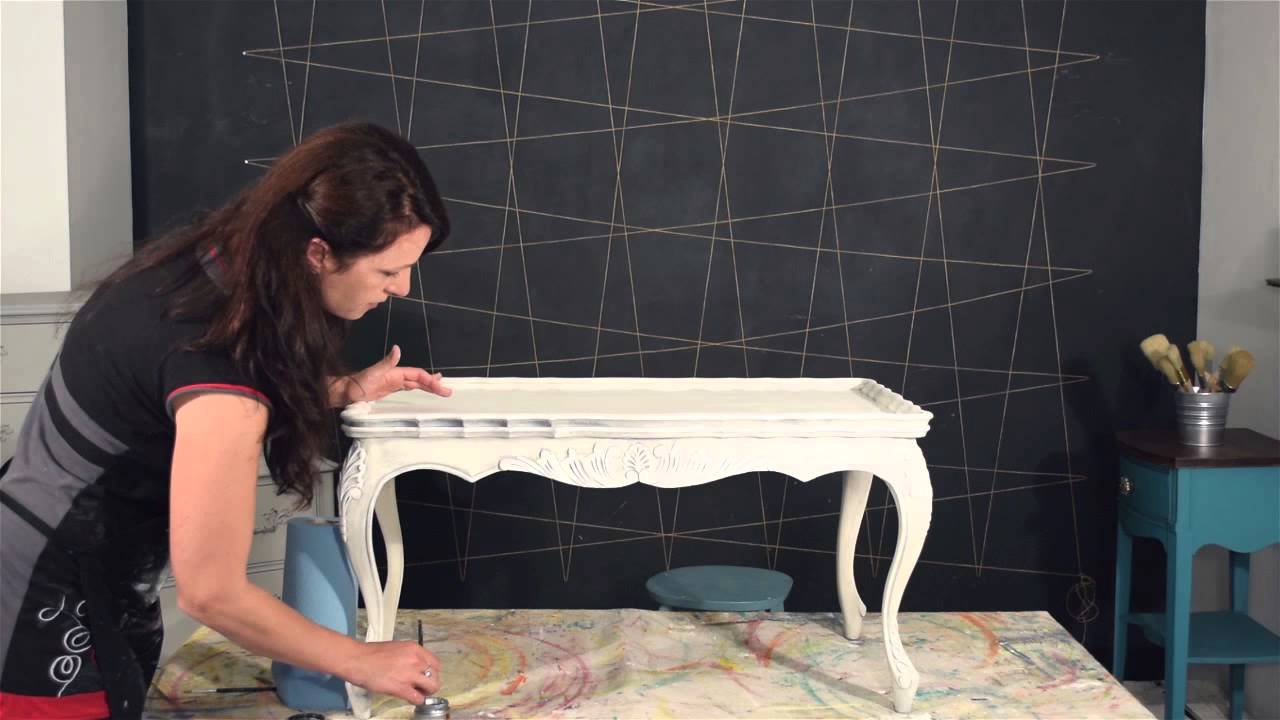 Creating the Gustavian Style - Part 5: Applying Gilding Wax
