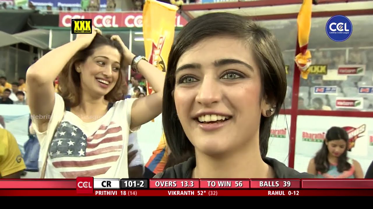 Kajal Agarwal, Akshara Haasan, Lakshmi Rai Joyful As Vikranth Score Massive Sixes for Chennai.