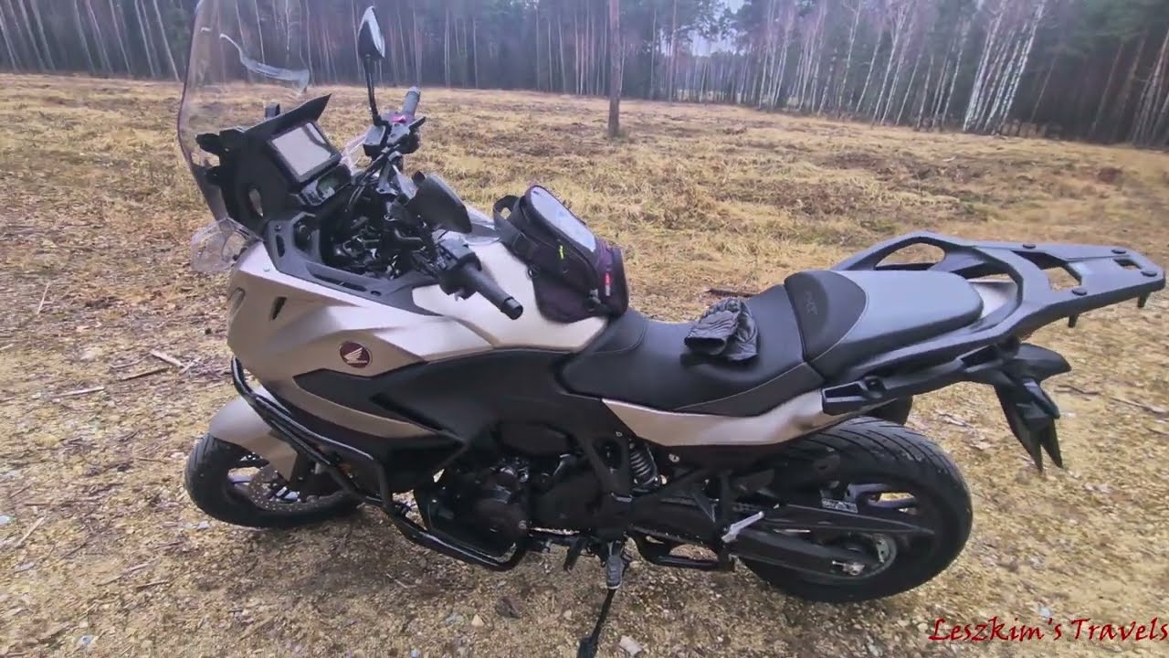 Nowa Honda 2025 NT 1100 DE