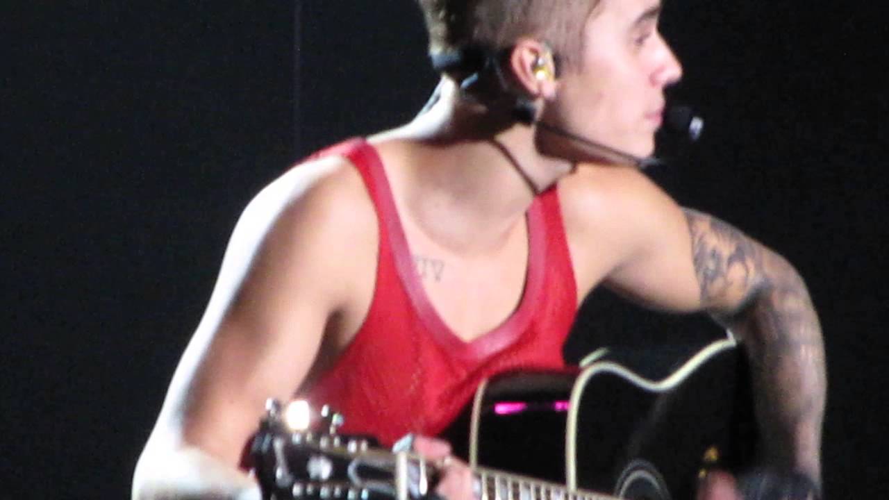 Justin Bieber - Fall @River Plate Stadium 09/11 HD (Desde FILA 5) LIVE