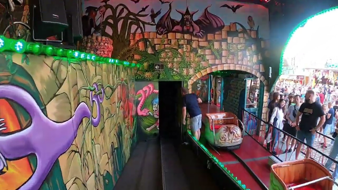 Geisterstadt Fellerhoff (onride 1) Düsseldorfer Rheinkirmes 2023