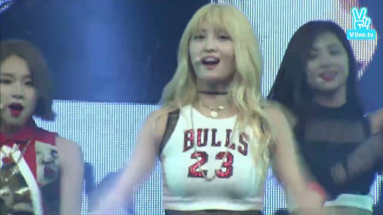 TWICE (트와이스) - Do it again (Debut showcase)