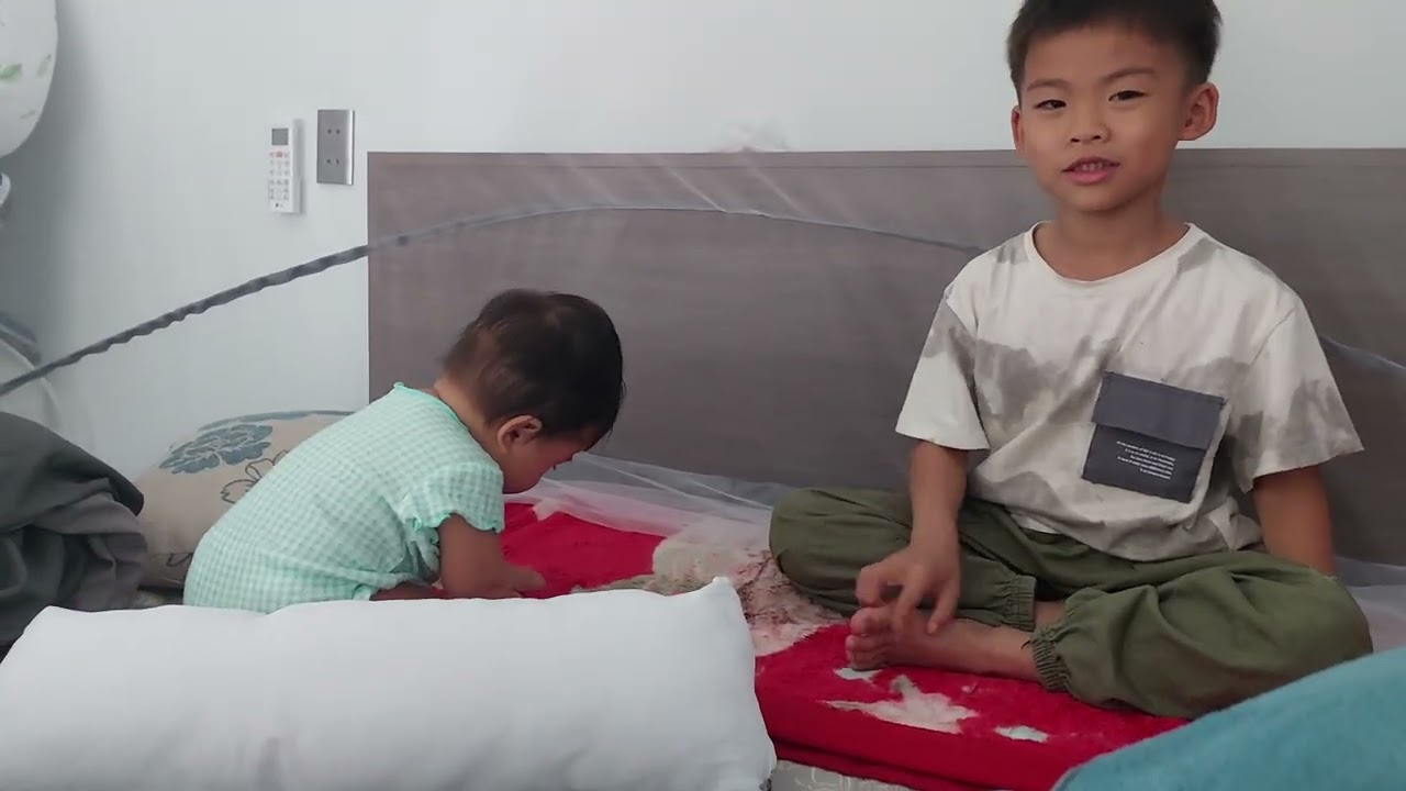 #chơi cùng con mỗi ngày.#anh trai chơi cùng em gái. #play with my children