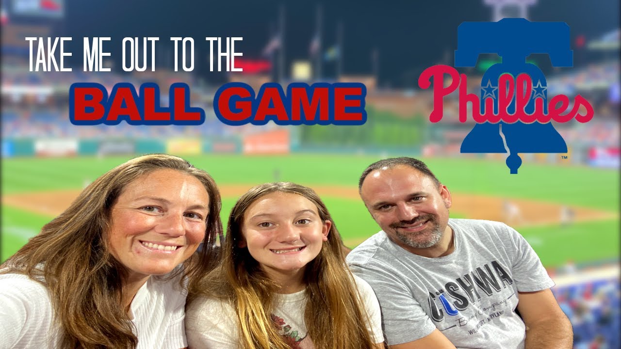 BEST SEATS at PHILLIES GAME | FIRST TIME at Citizens Bank Park