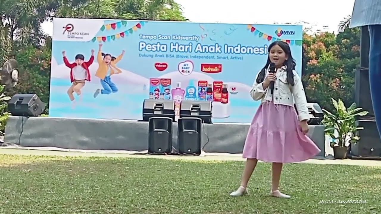 Taylor Swift - Love Story | Moonella Sunshine Jo cover