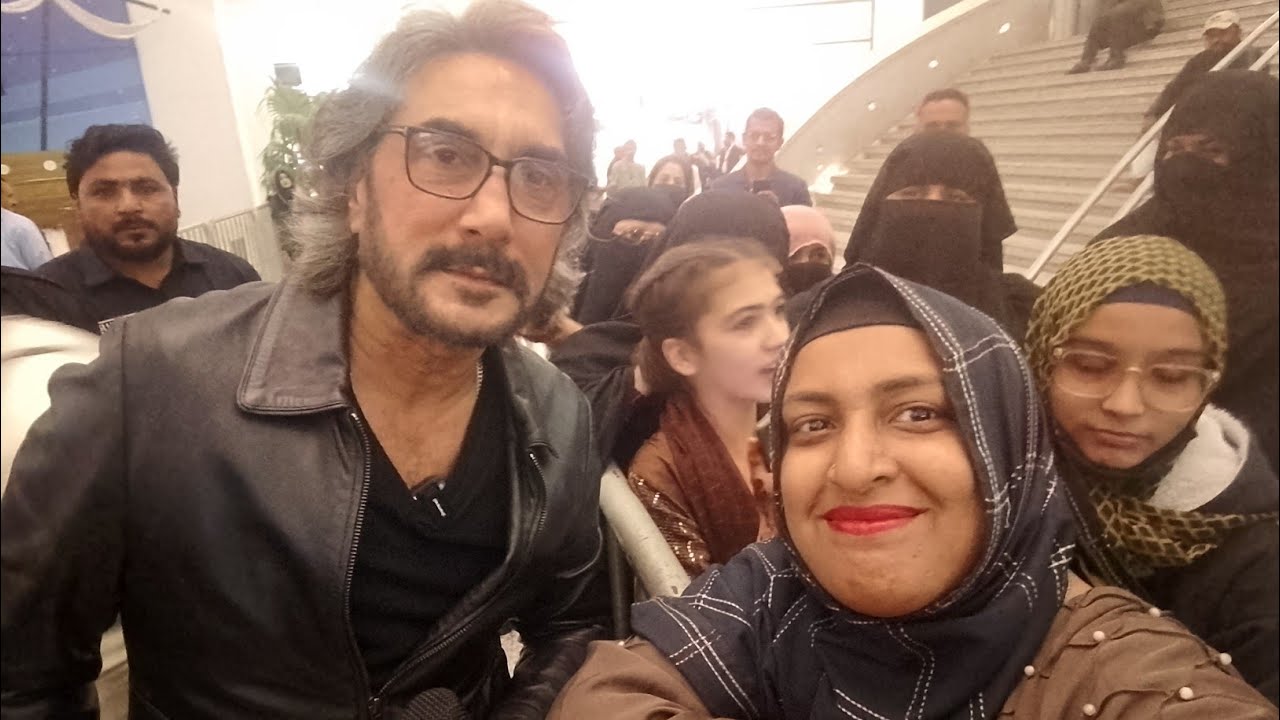 Adnan Siddiqui at tamasha ka yaseen at luckyone Mall Karachi 🩷 #luckyonemall #viral #1million 