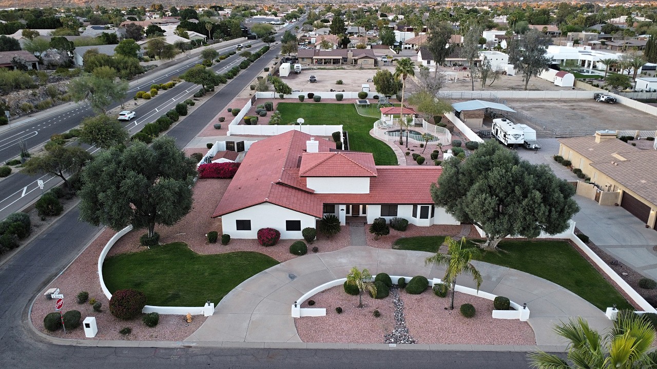 Luxury Glendale AZ Home On 1 Acre | Thunderbird Mountain Views + Resort Backyard