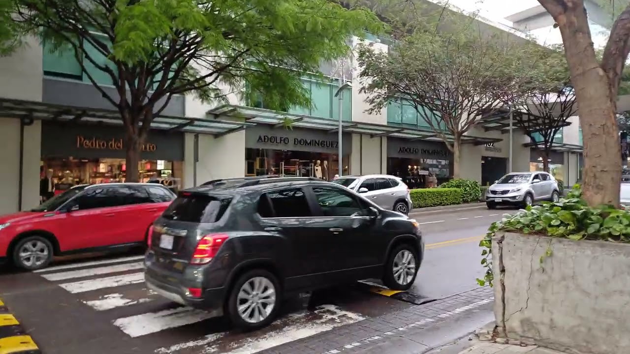 GET TO KNOW AVENIDA ESCAZÚ  -  A LUXURIOUS AREA IN SAN JOSÉ COSTA RICA. 🇨🇷