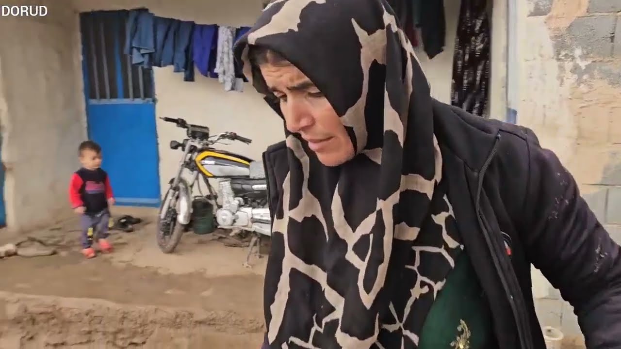 Akram&rsquo;s family, under the spring rains, struggles in search of water