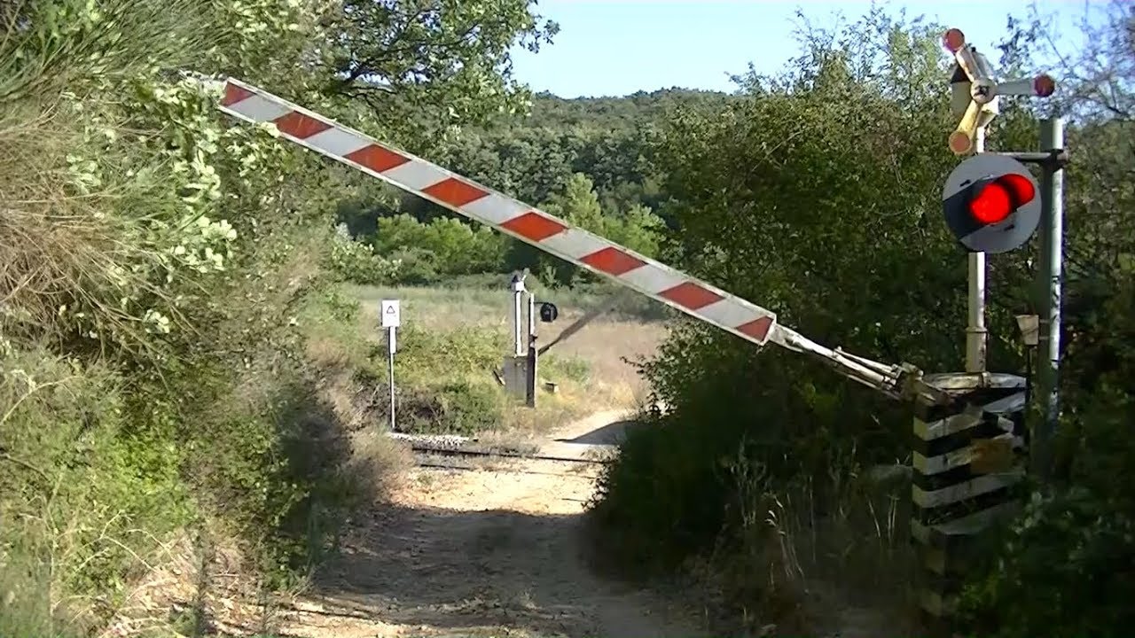 Spoorwegovergang Castellina In Chianti (I) // Railroad crossing // Passaggio a livello