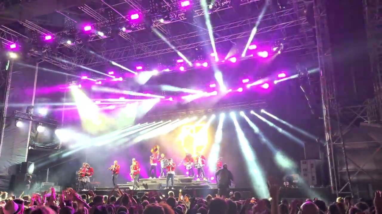 MEUTE - You & Me (Flume remix) - Live at Grape festival 2022