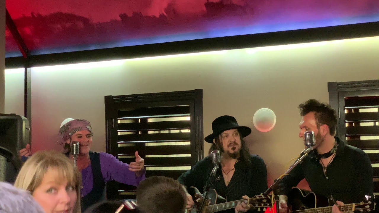 Tyla And Spike -  Darlin  (Frankie Miller tribute...sort of) 10Bar Forfar18-8-19