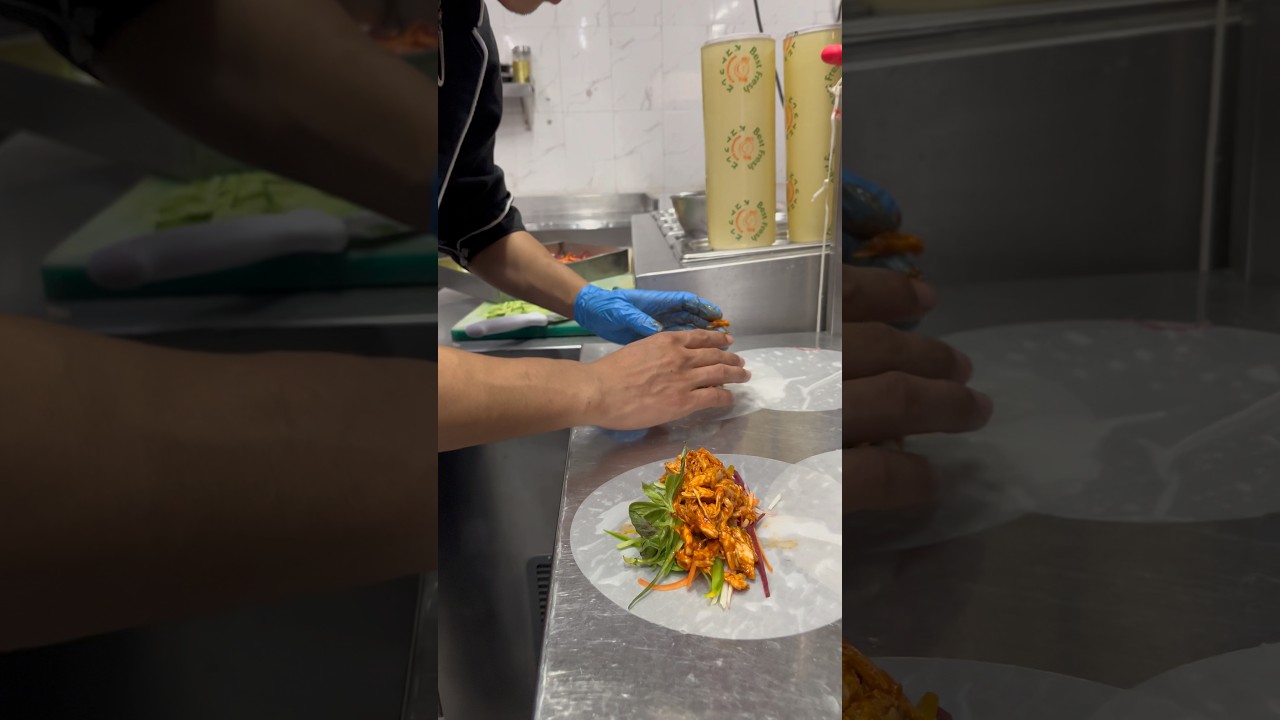 How to make pulled chicken roll ￼# hotel style 