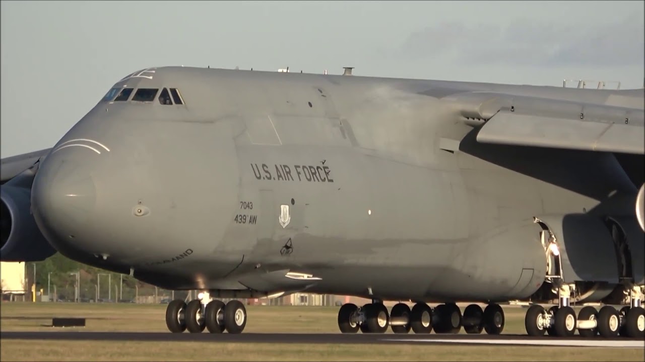 RAF Mildenhall C-5M RCH 966 87-0043