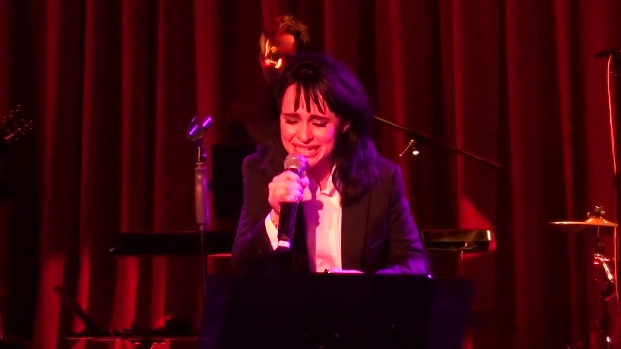 Sophia Anne Caruso - No Plan (David Bowie cover) @ Paradise Club, 11/05/22