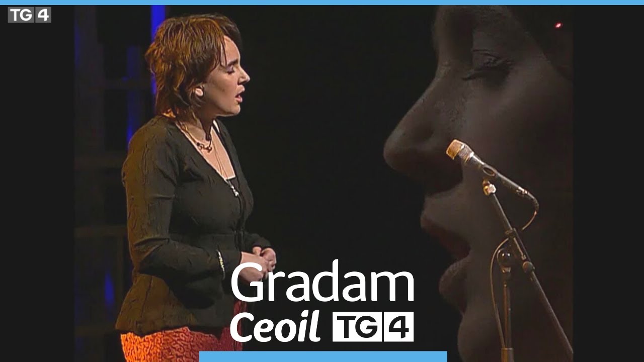 Karan Casey - An Buachaillín Bán + Liricí | Gradam Ceoil TG4 2000