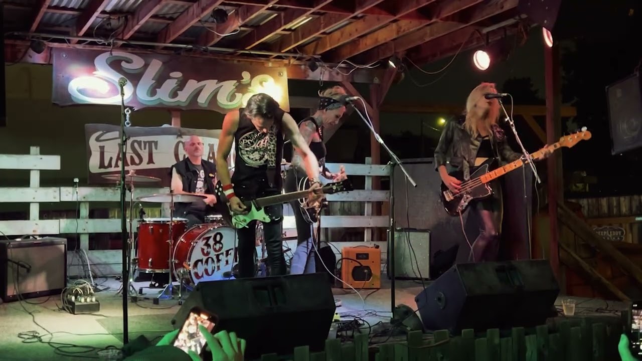 38 Coffin at Slim's Last Chance 8 30 25