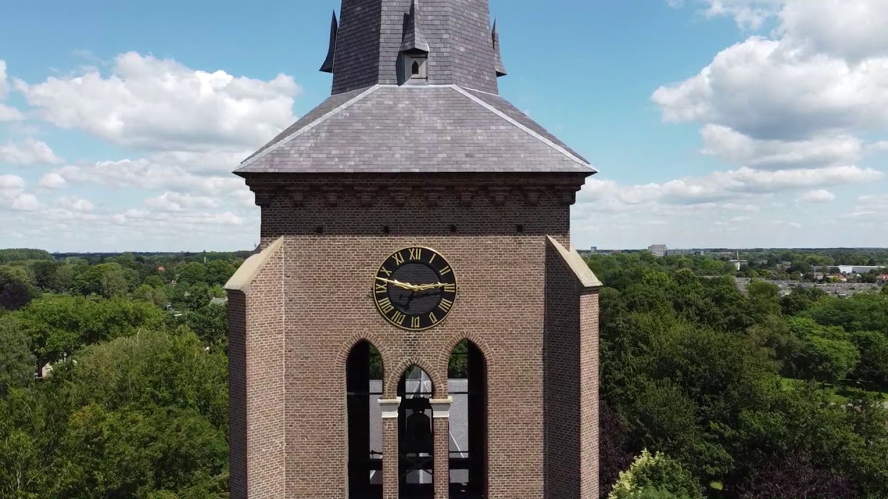 DJI Mavic Mini - Geldrop Zesgehuchten HH. Maria en Brigidakerk
