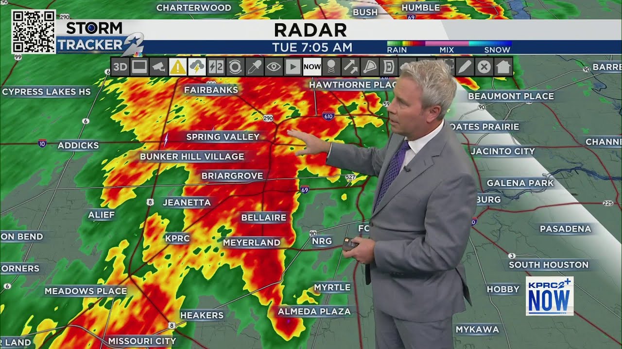 Strong storms pounding through Houston