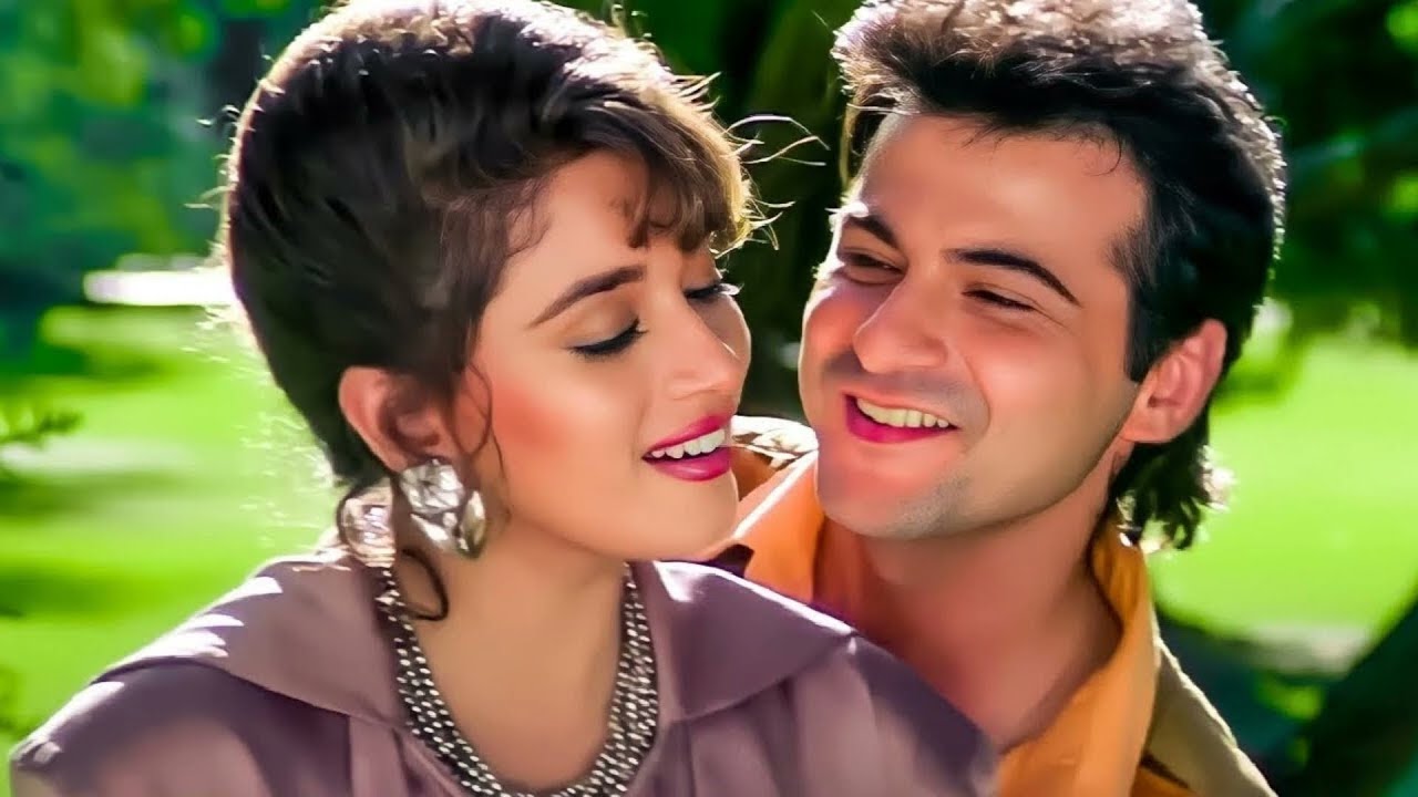 Jhuki Jhuki Nazar Teri Kamal Kar Gayi - Raja (1995) | Kisi Din Banungi Me | Alka, Udit | Hindi Song