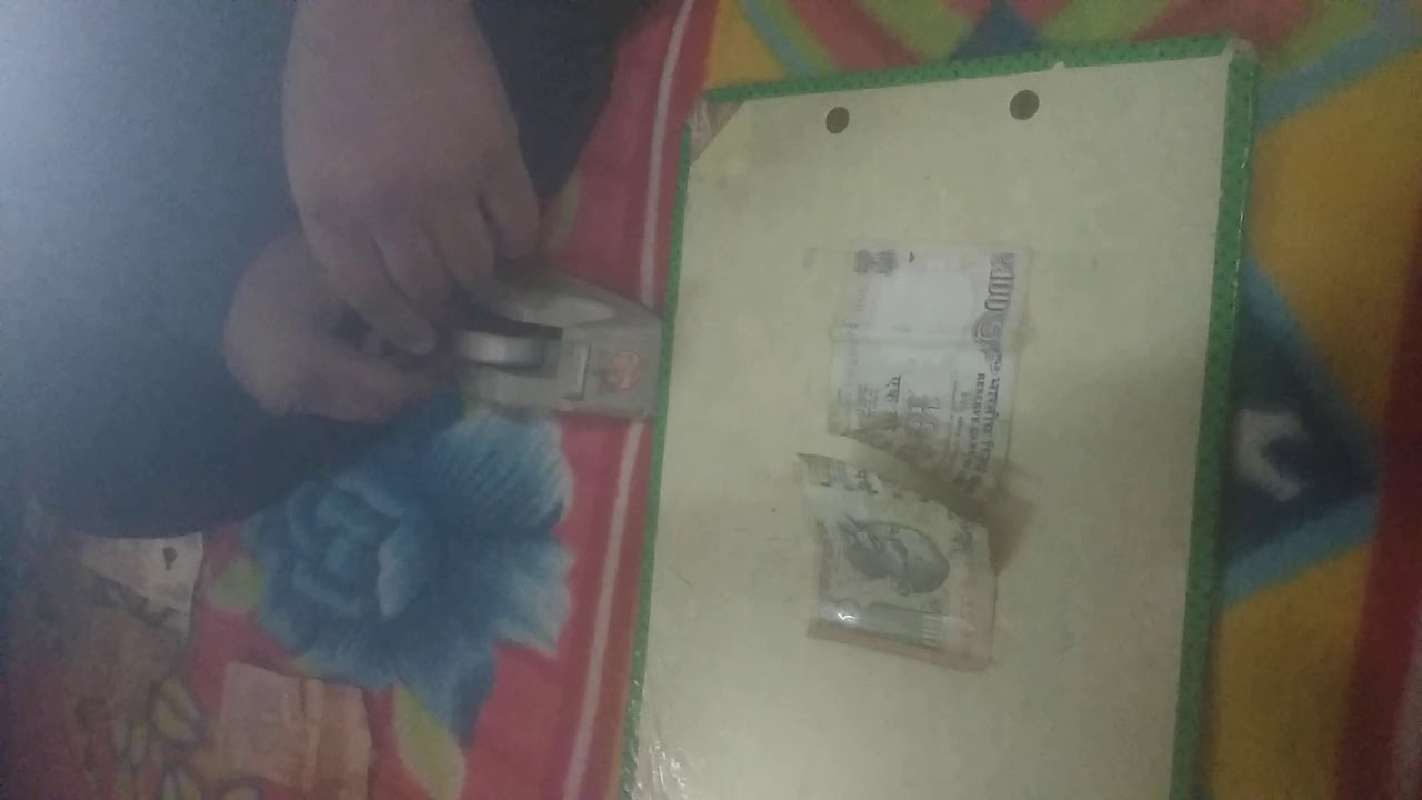 How to repair a cracking rupee note