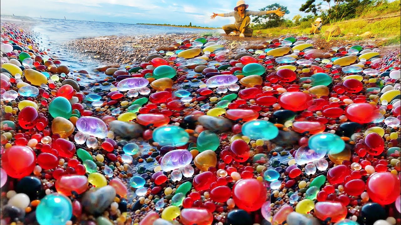 Wow! Beautiful gemstone, crystal, agate and mix color gem found a lot at the big river