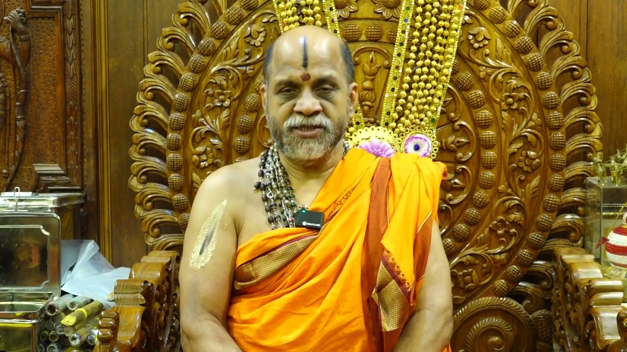 Puthige shri Sandesha - Special Tulaabhaara Seva to Lord Krishna