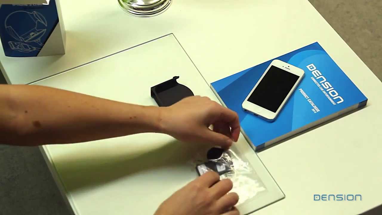 Podstawka Dension iPhone 5s, 5c i 5 ze złączem USB