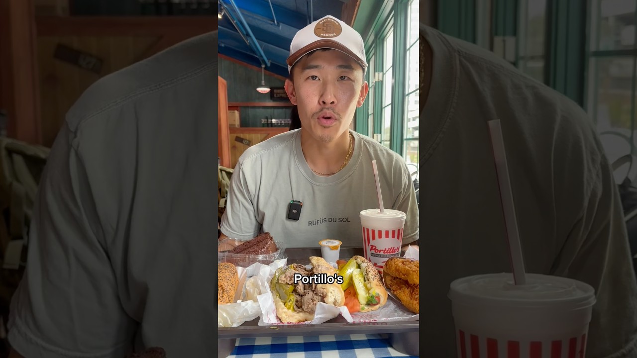 Portillo&rsquo;s #portillos #chicagodogs #hotdog #hotdogs