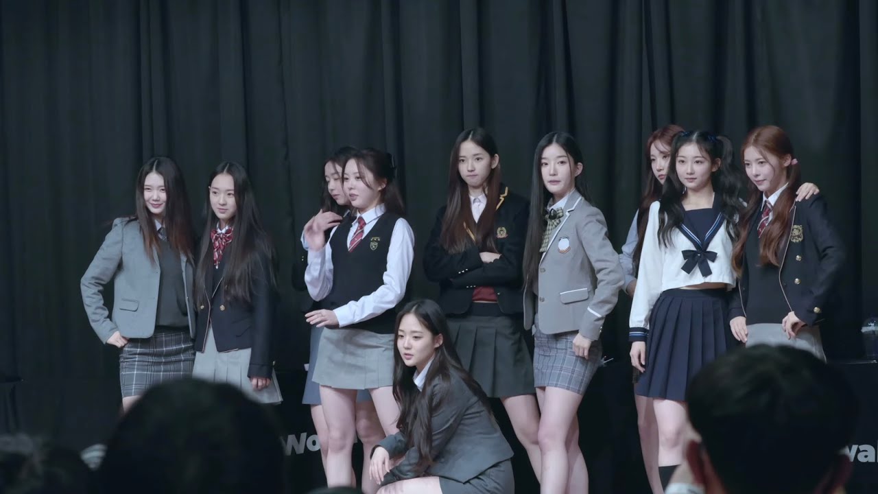 [4K 보정] 트리플에스 - 라이징 교복 팬사인회 tripleS - Rising school uniform fansign 230331 CANON R7 캐논 Retouched