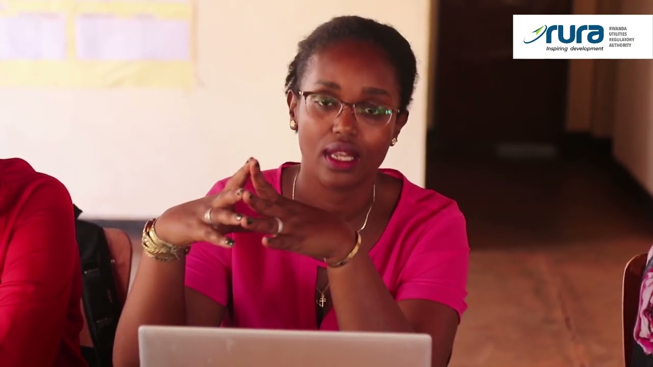 Ikiganiro n'abayobozi b'imirenge igize akarere ka Kirehe ku burenganzira bw'umufatabuguzi.