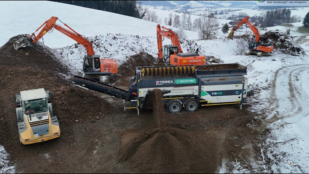 Wurzelstöcke aussieben mit Terex Rollensieb bei Leupi AG Kiesaufbereitung 🇨🇭