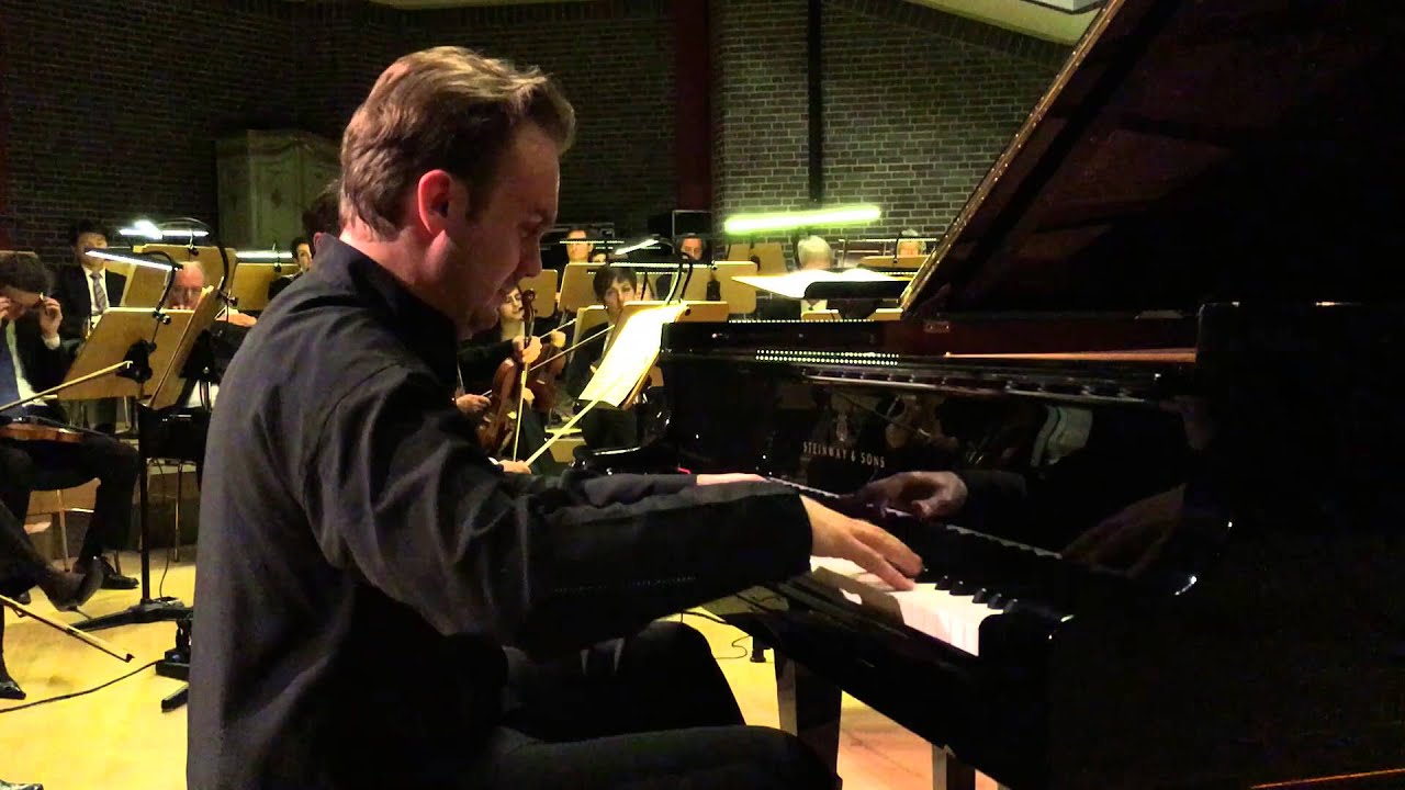 Liszt Consolation 3 . Evgeni Bozhanov... Encore