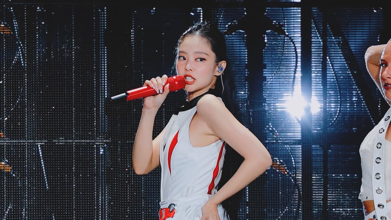 250705 BLACKPINK JENNIE 제니 with the IE (Way up) @Deadline World Tour In Goyang