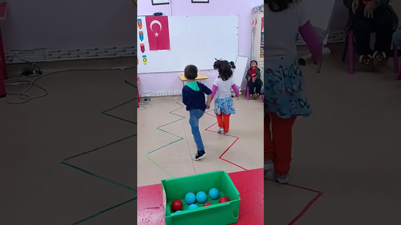 Denge , koordinasyon ve motor becerileri hareketli oyun etkinliği