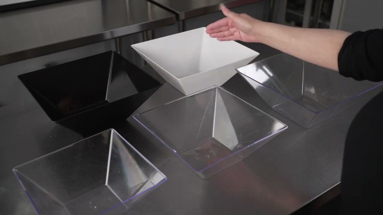 Plastic Catering Serving Bowls - Restaurantware