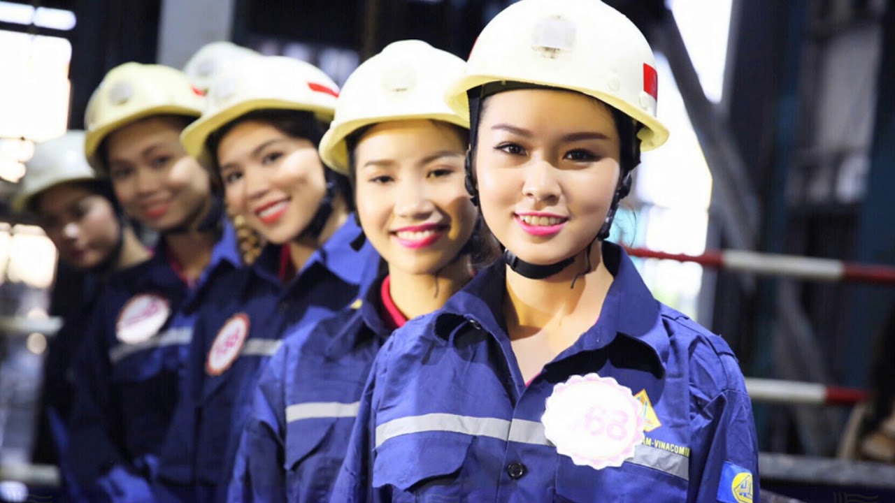 Vang m&atilde;i kh&uacute;c ca C&ocirc;ng đo&agrave;n Việt Nam - nhạc & lời: Phạm To&aacute;n