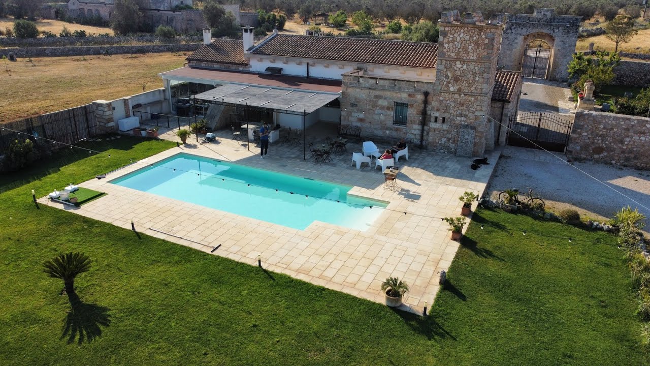 Masseria Santu Lasi, un gioiello con piscina alle porte di Lecce
