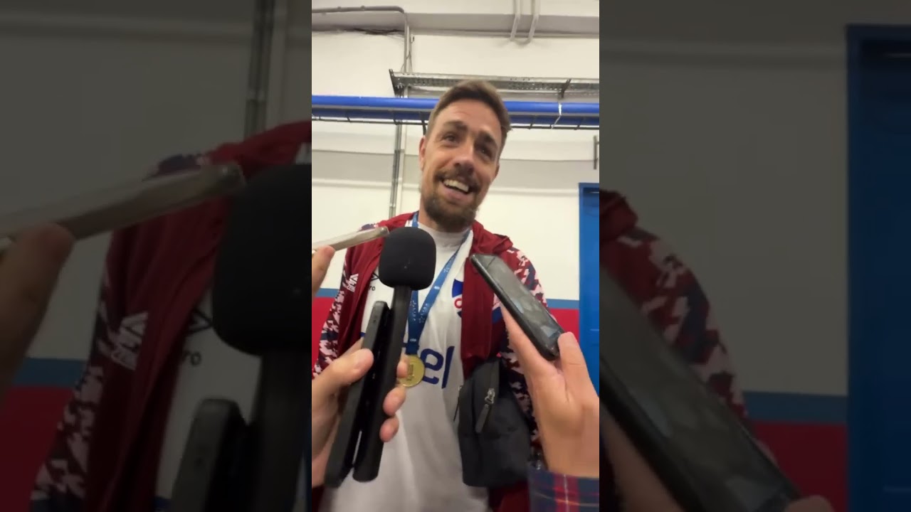 Coates - Diente López - Ebere Nacional Campeon Uruguayo 2025 zona de vestuarios 