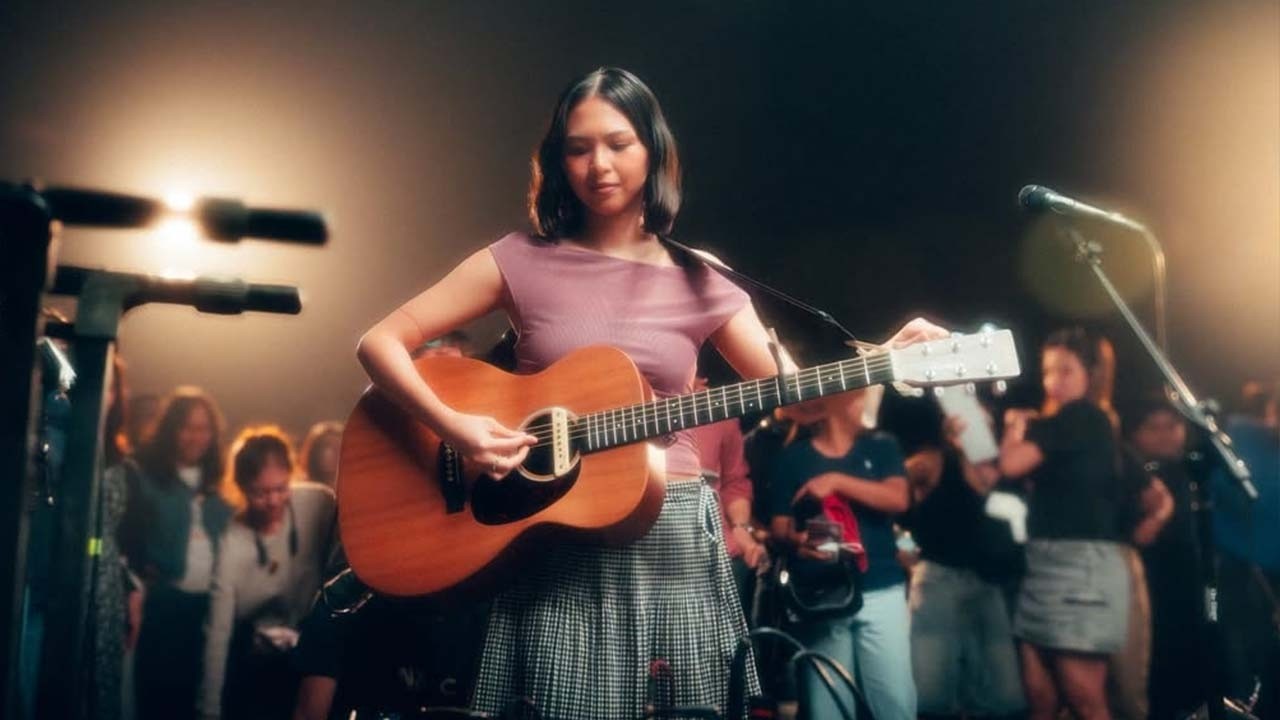 Muscle Memory - Clara Benin | Backyard Live Performance