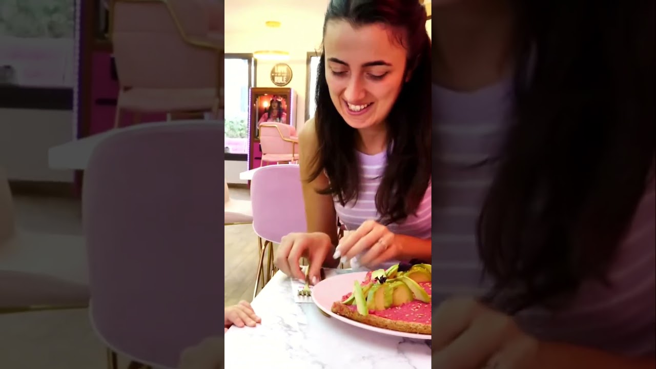 🥤🧃🥤Anne Vlog - Sevcan ve Derin Pembe Kafede! #bebekvideoları #annevebebek