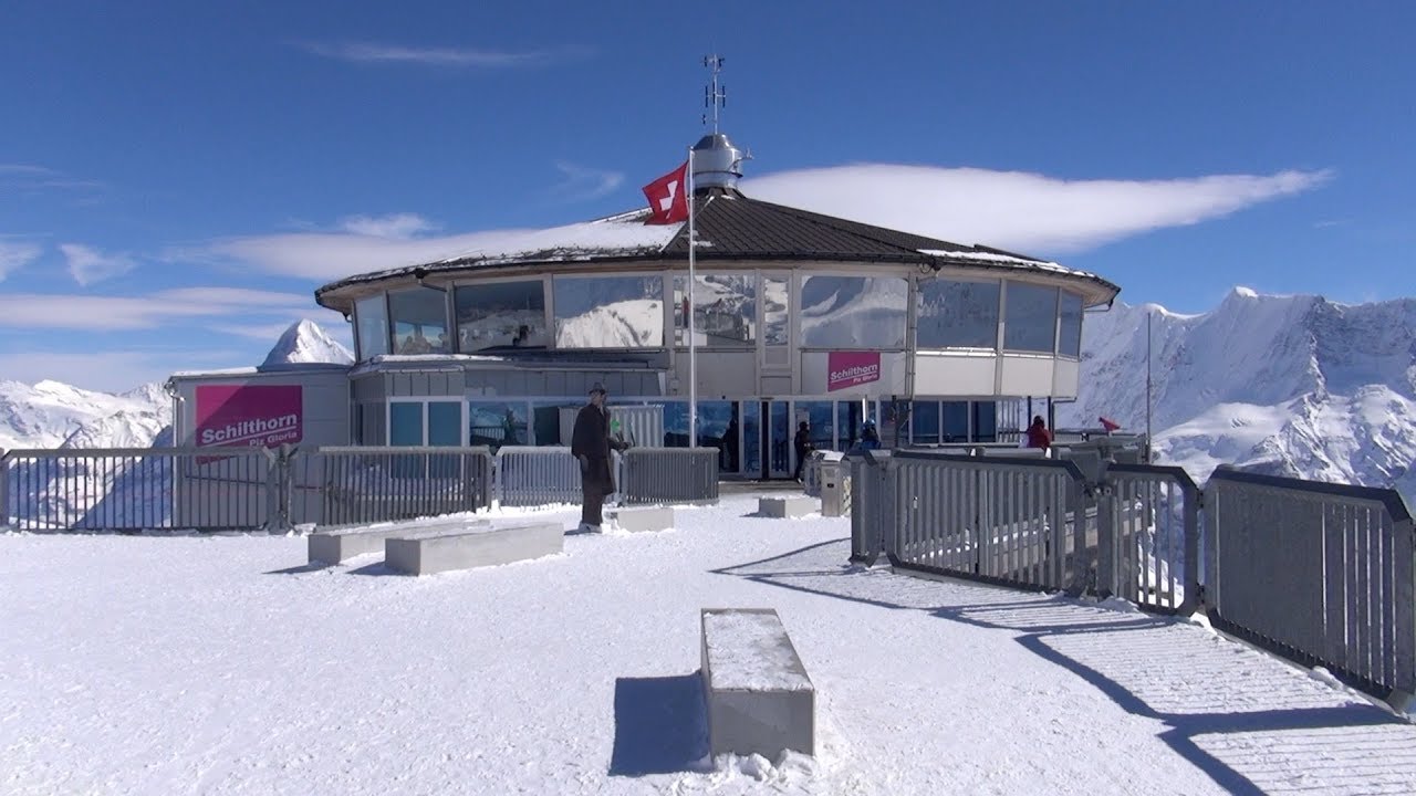 Schilthorn ... Le Piz Gloria de James Bond 007