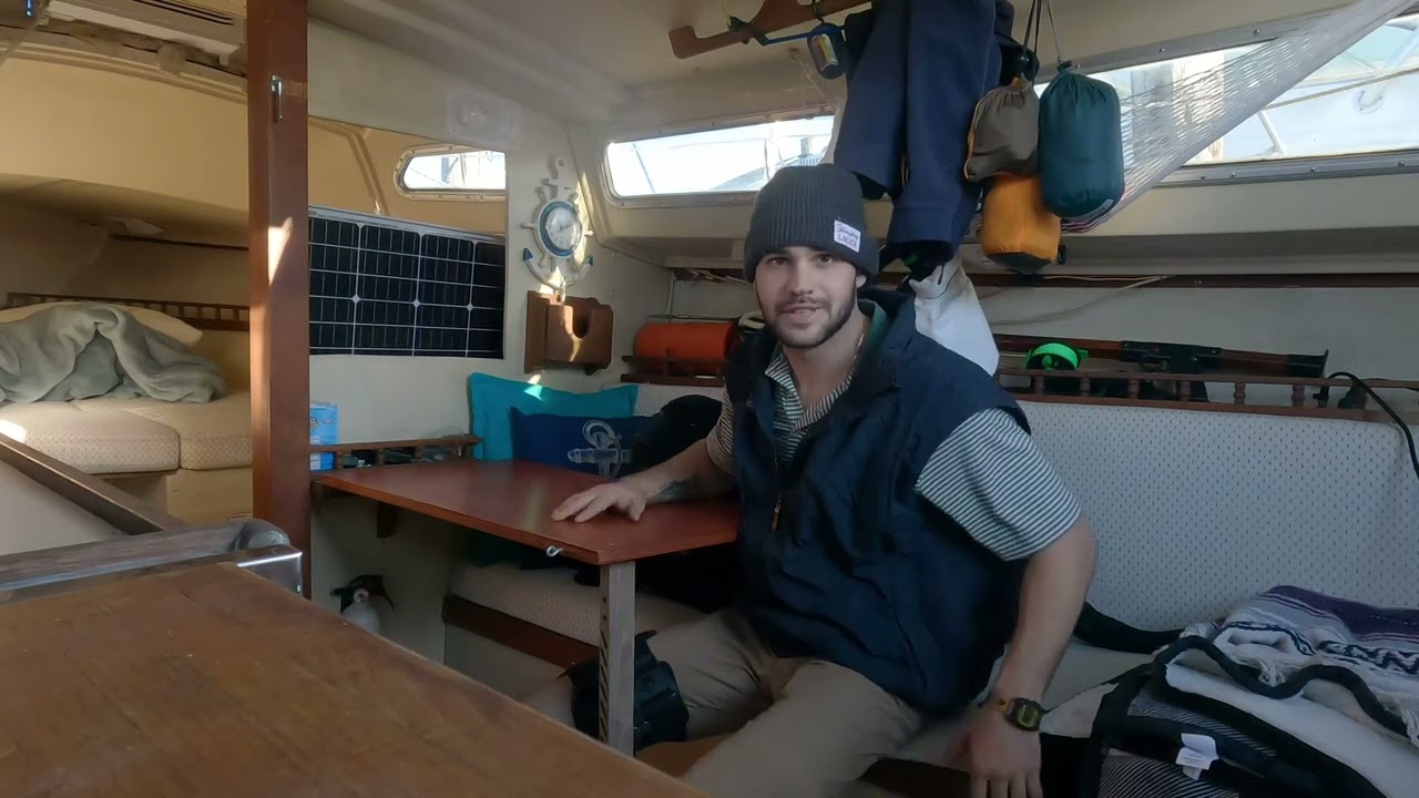 Catalina 27 live aboard tour pt1.