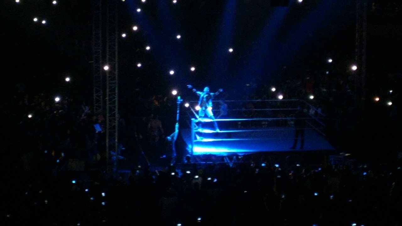 Jinder Mahal vs Triple H Entrances - WWE LIVE INDIA 2017