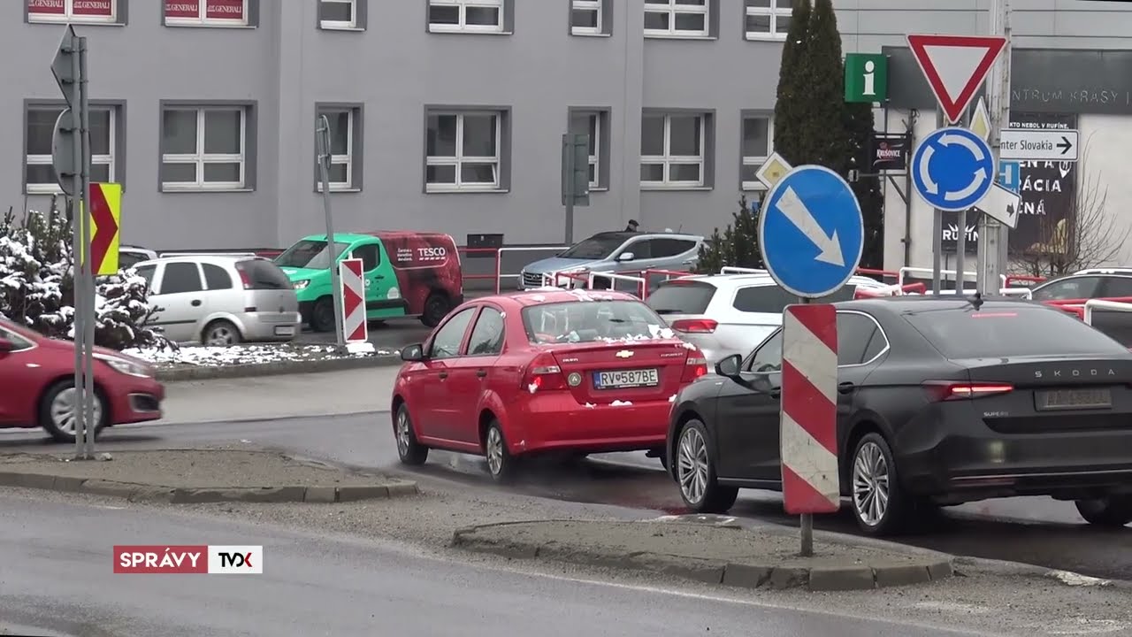 Mesto sprísňuje bezpečnostné opatrenia pri kruhovom objazde